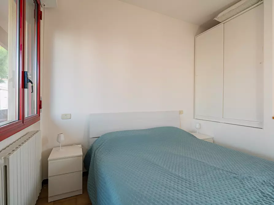 Immagine 18 di Bilocale in vendita  in Via Leptis Magna 2 a Rimini