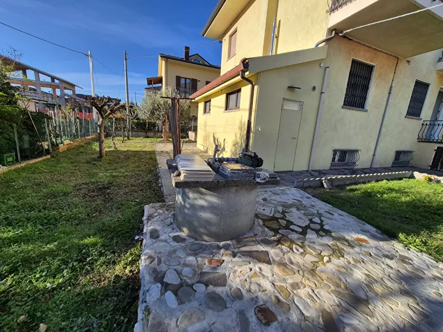 Immagine 17 di Villetta a schiera in vendita  in Via riccione a Santarcangelo Di Romagna