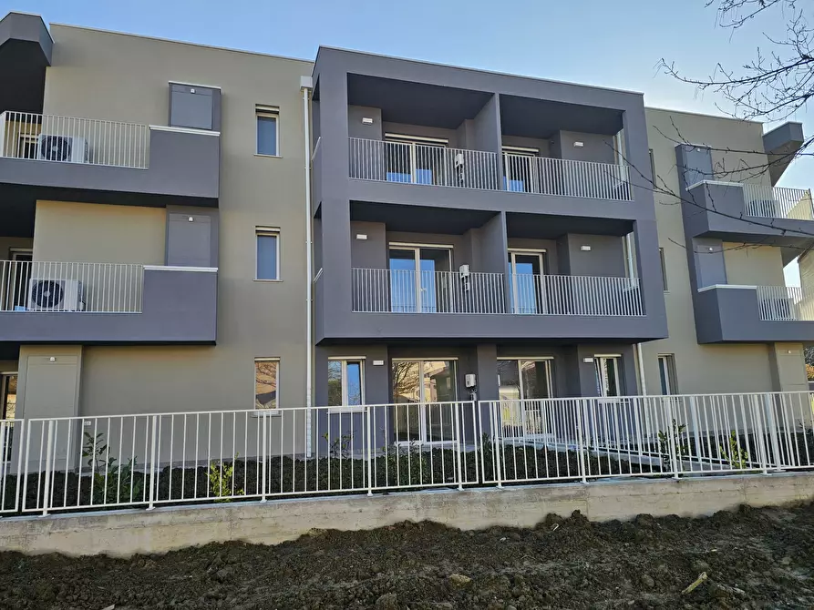 Immagine 10 di Trilocale in vendita  a San Mauro Pascoli