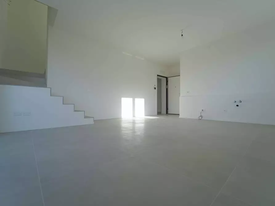 Immagine 6 di Quadrilocale in vendita  in Via Niccolò Tommaseo 100 a Rimini