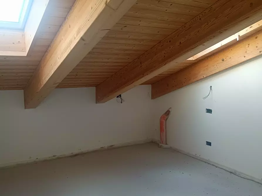 Immagine 6 di Casa bifamiliare in vendita  a Rimini