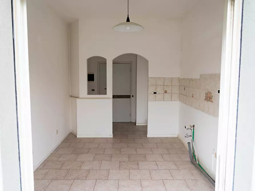 Immagine 10 di Quadrilocale in vendita  in via santerno a Rimini