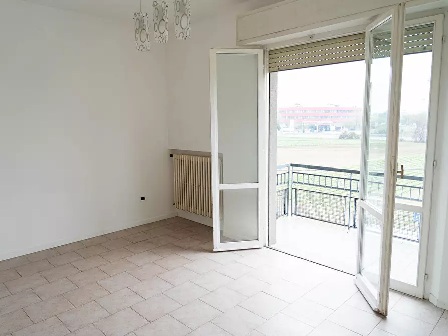 Immagine 4 di Quadrilocale in vendita  in via santerno a Rimini