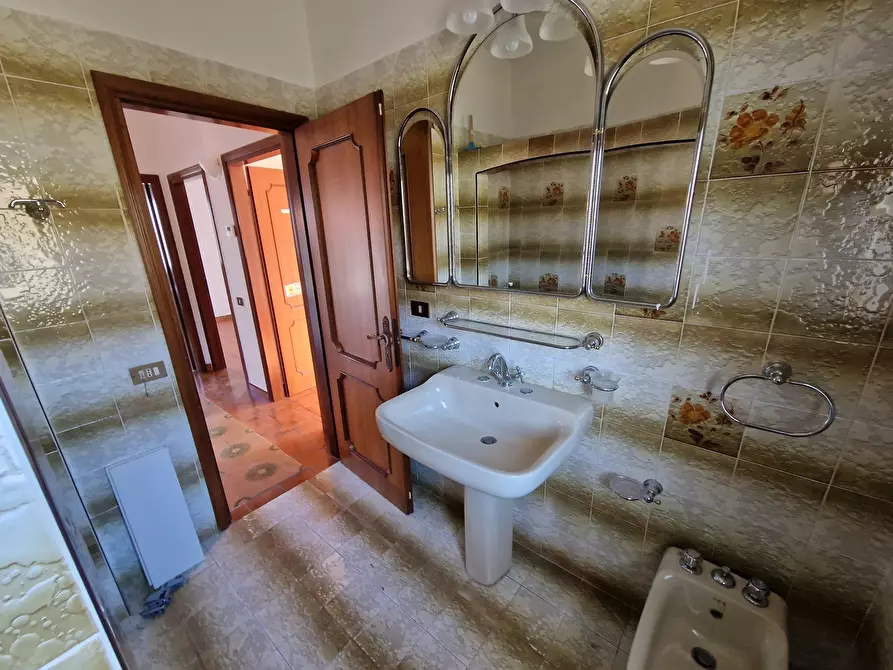 Immagine 28 di Porzione di casa in vendita  in Via Misano 3 a Santarcangelo Di Romagna