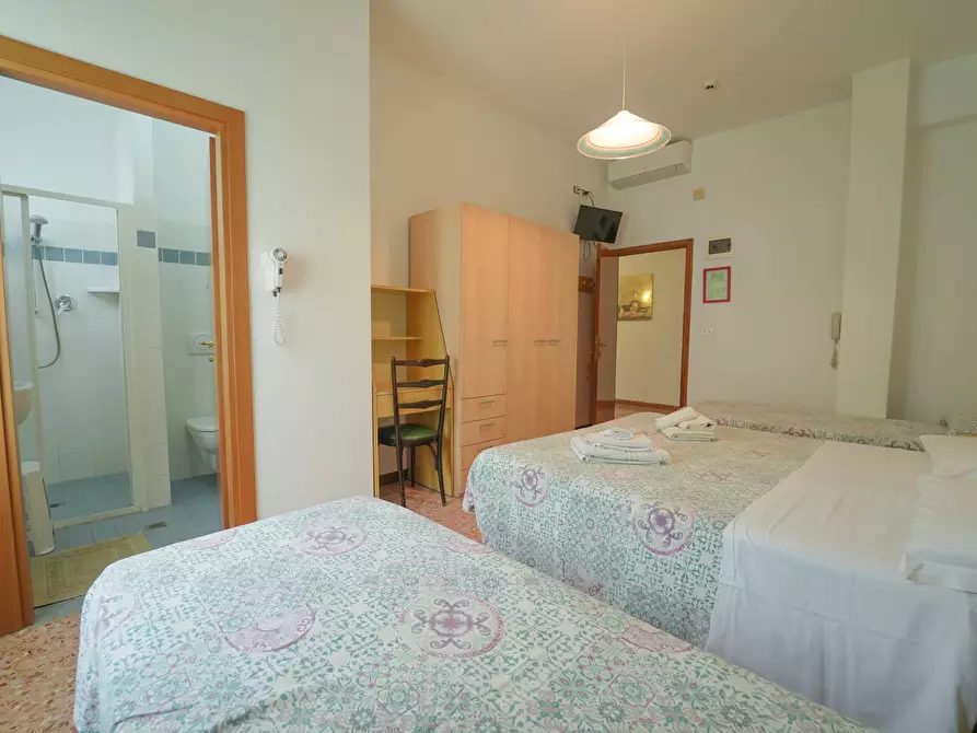 Immagine 18 di Palazzo in vendita  in Via Publio Virgilio Marone a Bellaria-Igea Marina