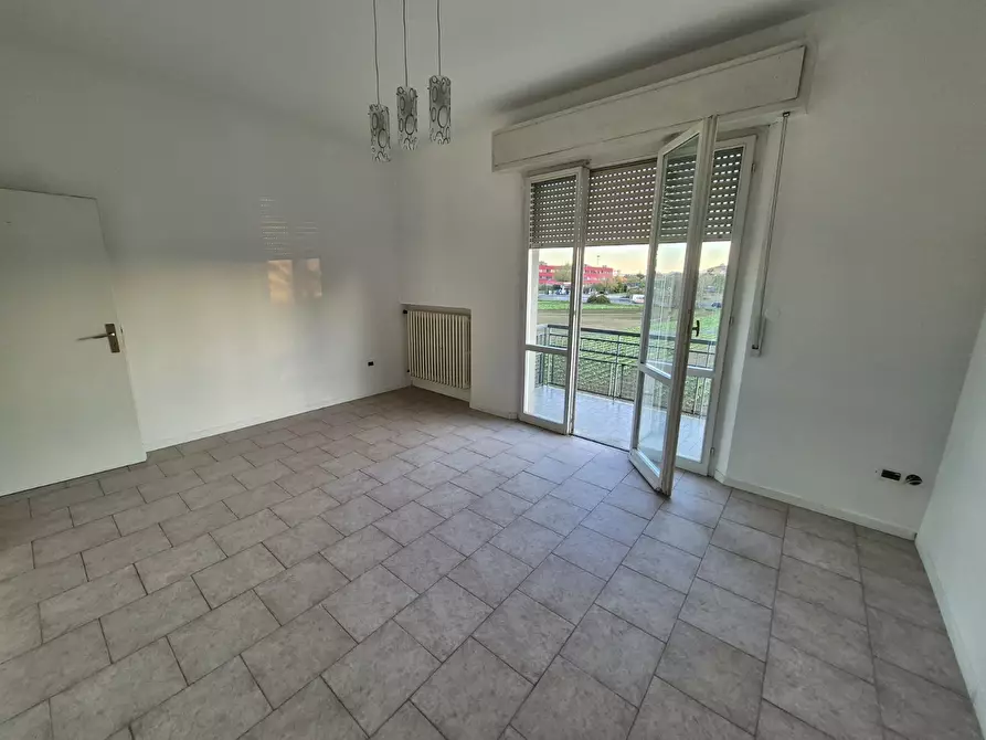 Immagine 1 di Quadrilocale in vendita  in via santerno a Rimini