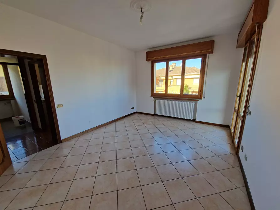 Immagine 3 di Casa bifamiliare in vendita  in Via Riccione a Santarcangelo Di Romagna