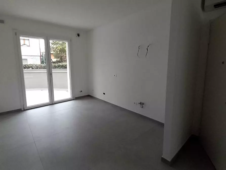 Immagine 7 di Quadrilocale in vendita  in Via della Fiera 85 a Rimini