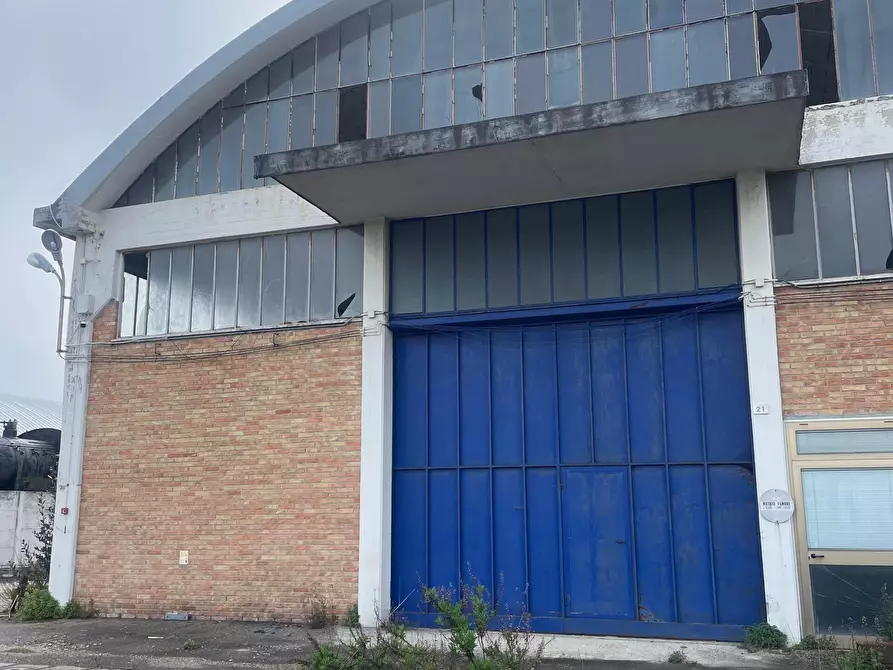 Immagine 3 di Attività artigianale in vendita  in Via Jesi a Pesaro