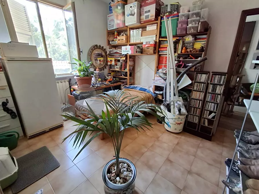 Immagine 21 di Porzione di casa in vendita  a Follo