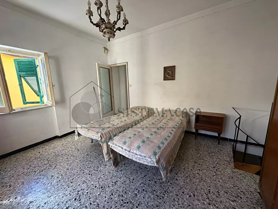 Immagine 14 di Rustico / casale in vendita  in Via San Croce 10 a Follo