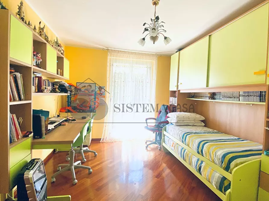 Immagine 14 di Quadrilocale in vendita  in Via Brigate partigiane 94 a Follo