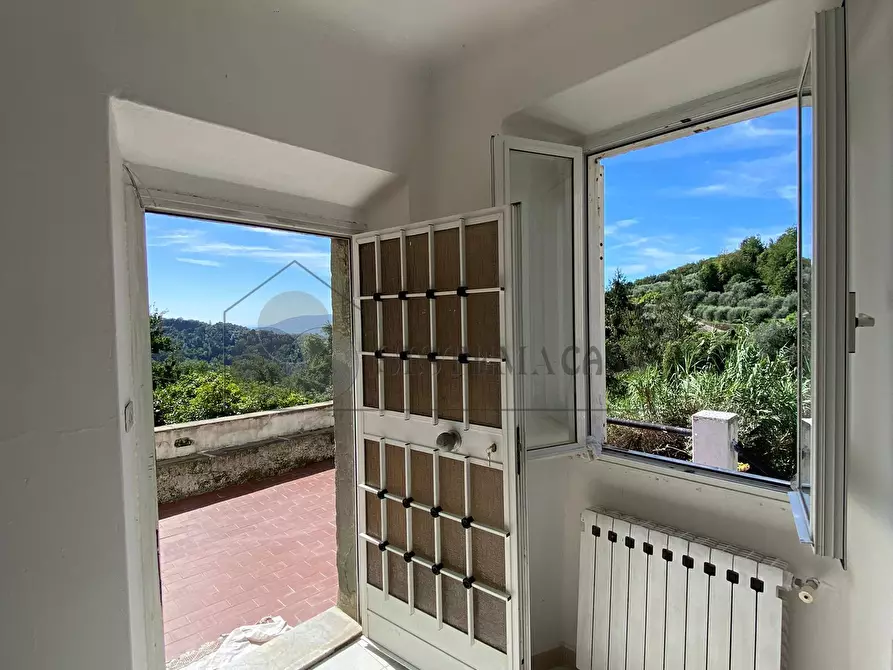 Immagine 5 di Porzione di casa in vendita  in via pegui 1 a Calice Al Cornoviglio