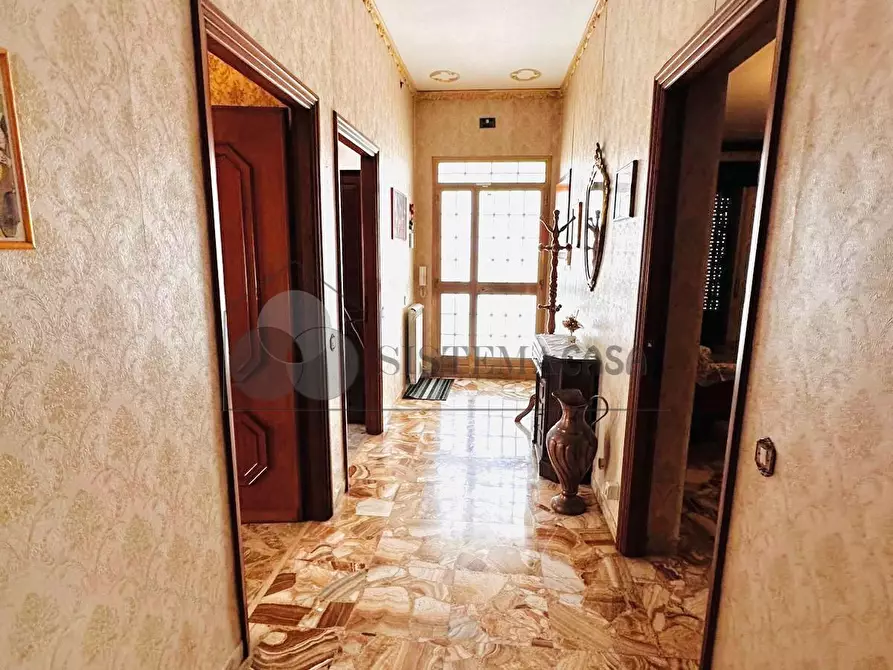 Immagine 38 di Villa in vendita  in Via 1º Maggio 12 a Follo