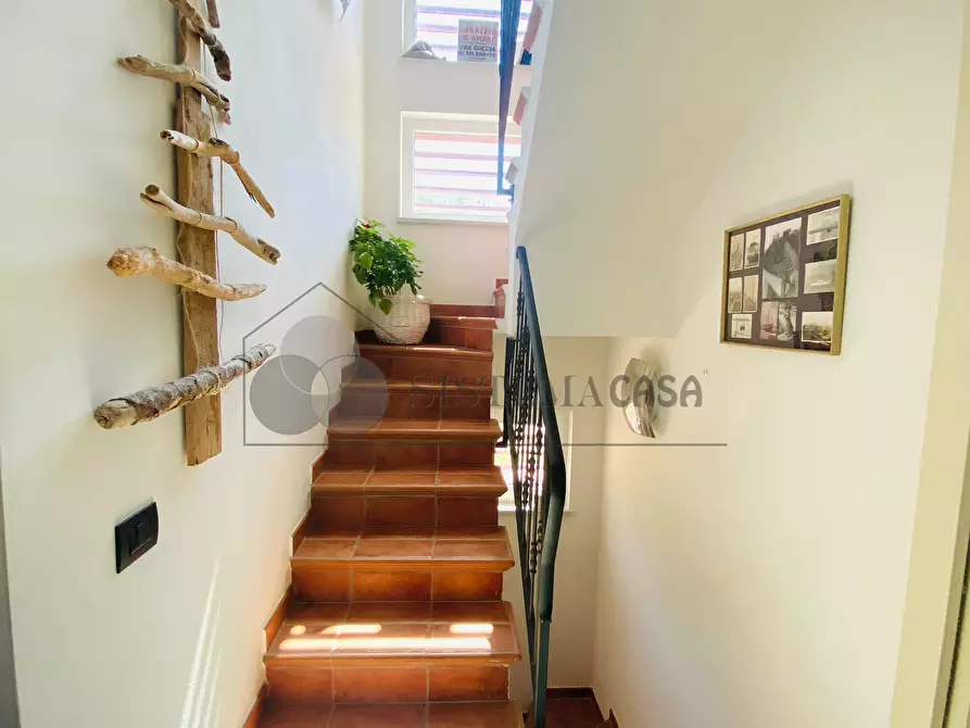 Immagine 28 di Villa in vendita  a Castelnuovo Magra