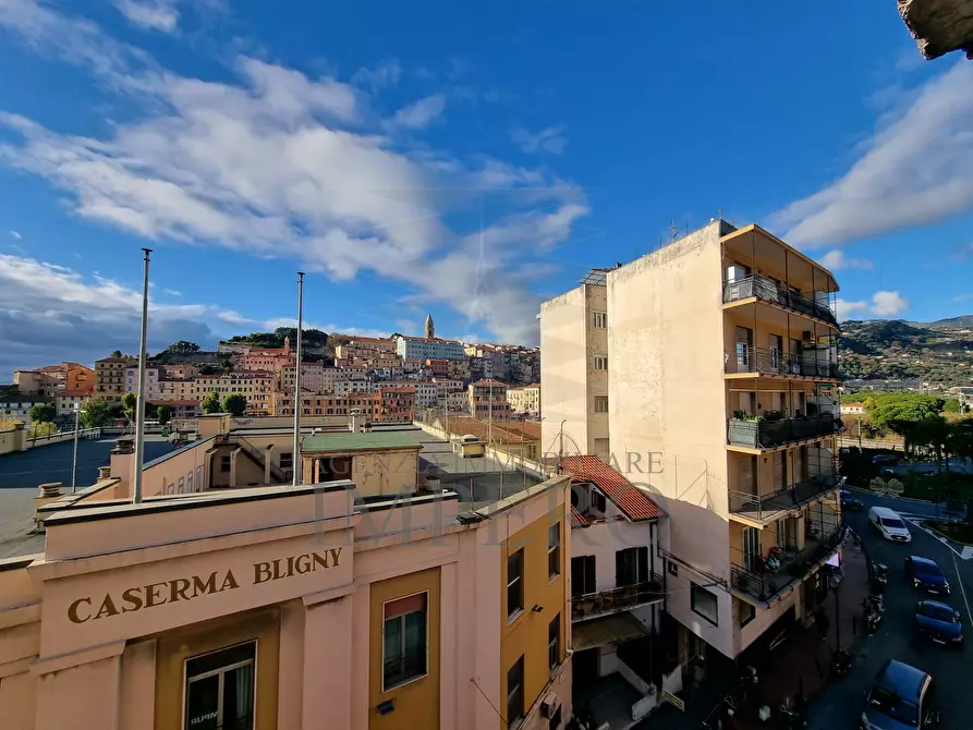 Immagine 27 di Quadrilocale in vendita  in Via Aprosio 6C a Ventimiglia
