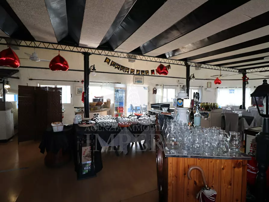 Immagine 2 di Bar / Ristorante in vendita  in Passeggiata Cavallotti 4 a Ventimiglia