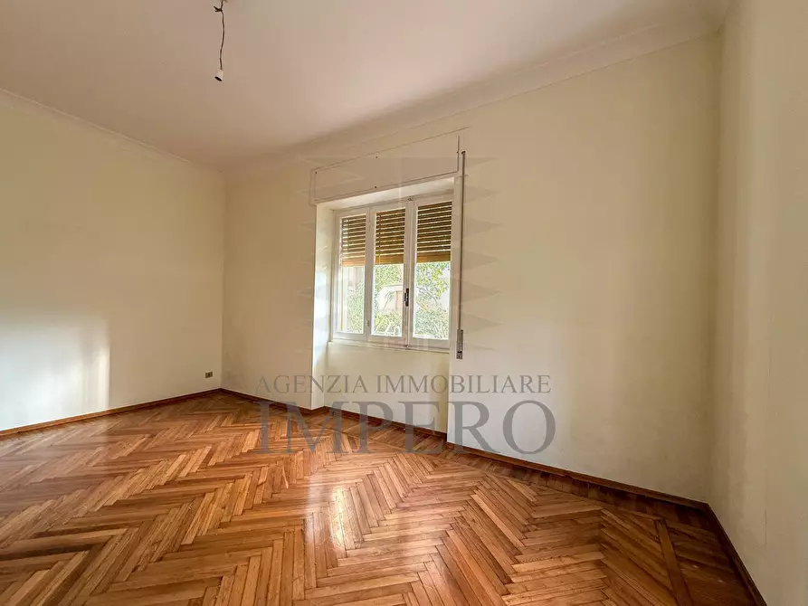 Immagine 5 di Quadrilocale in vendita  in Via 1º Maggio 60 a Bordighera