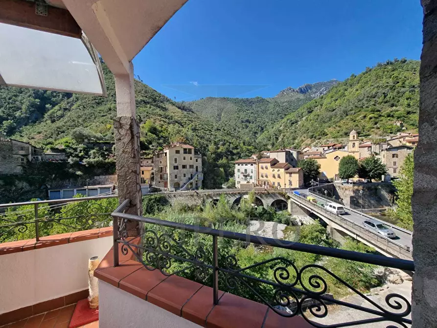 Immagine 10 di Quadrilocale in vendita  in Via Case Palanchi 4 a Ventimiglia