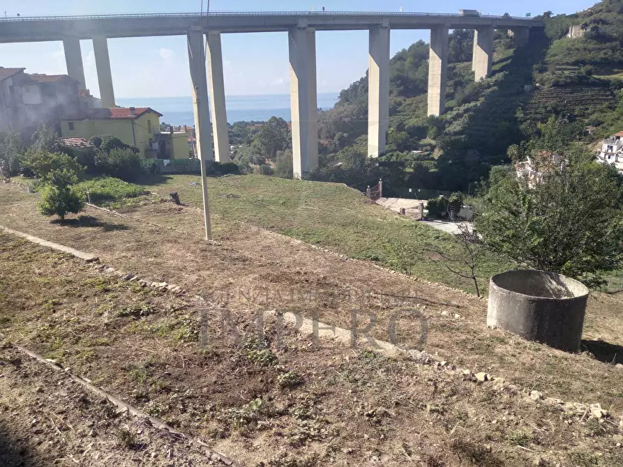 Immagine 2 di Porzione di casa in vendita  in Località Casette 4 a Ventimiglia