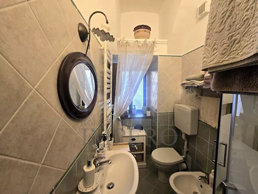 Immagine 24 di Porzione di casa in vendita  in Via Felice Cascione 19 a Ventimiglia