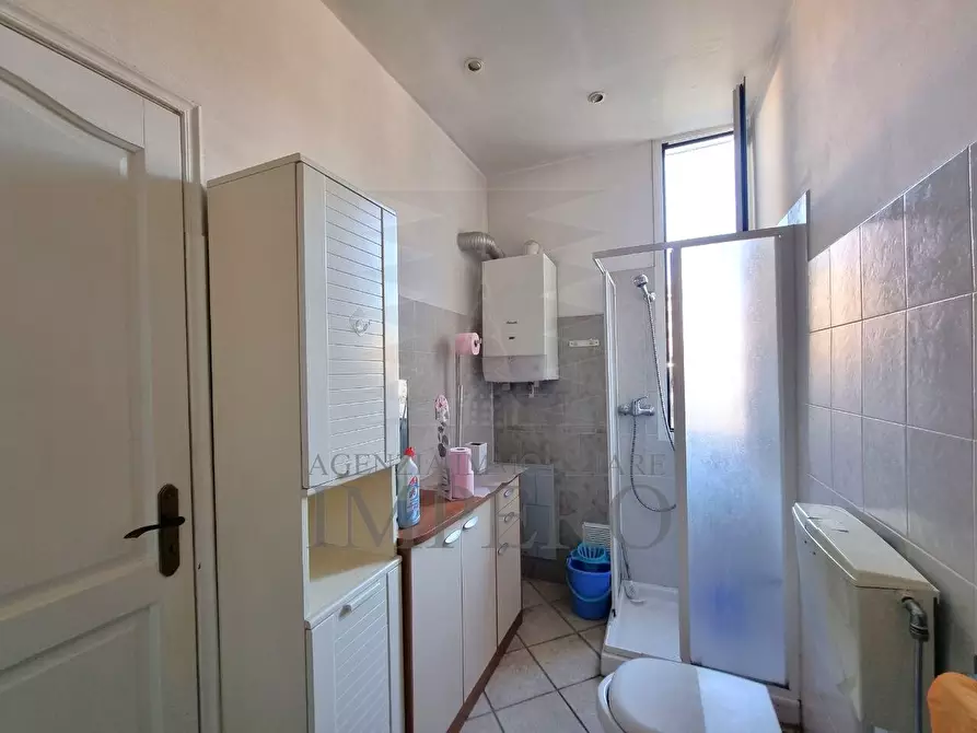 Immagine 10 di Bilocale in vendita  in Piazza Madonna 1 a Camporosso