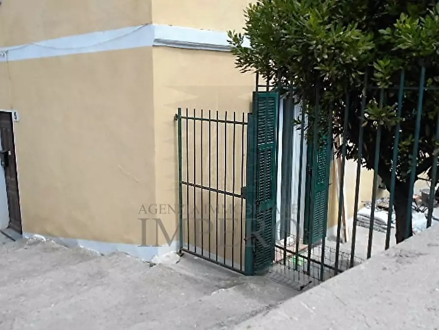 Immagine 27 di Porzione di casa in vendita  in Passeggiata Cavallotti 10 a Ventimiglia