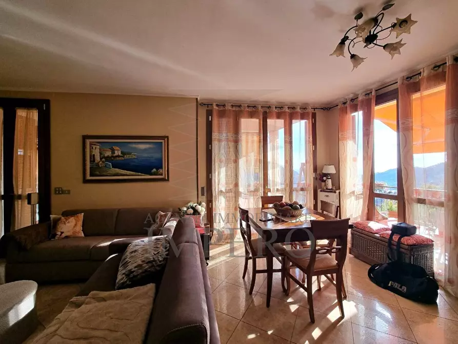 Immagine 4 di Casa indipendente in vendita  in Via Tamagna 25 a Ventimiglia