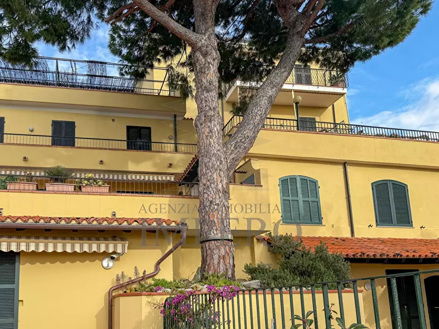 Immagine 24 di Bilocale in vendita  in Via giuseppe verdi 10 a Ventimiglia