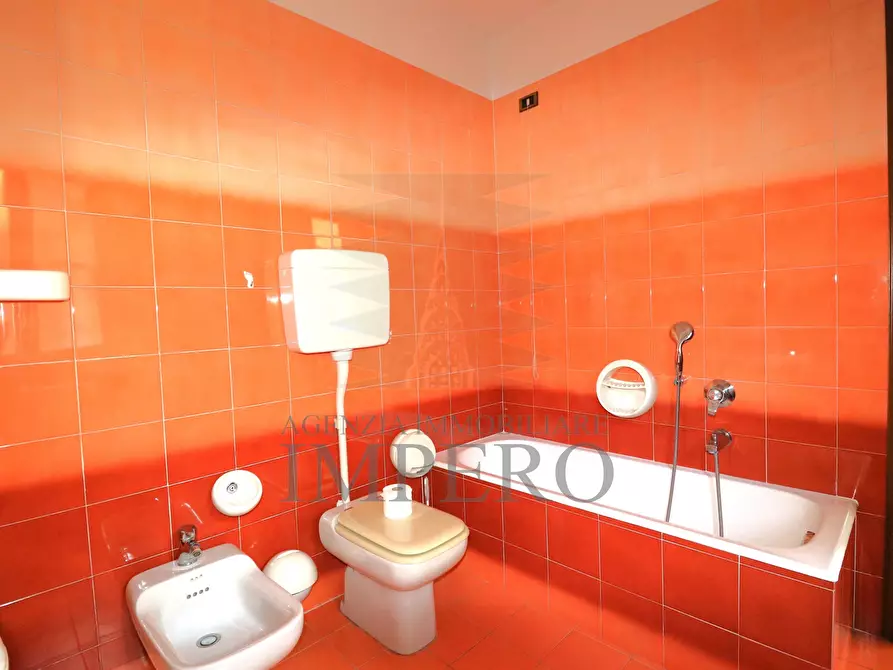 Immagine 30 di Villa in vendita  in Via Tamagna 1 a Ventimiglia