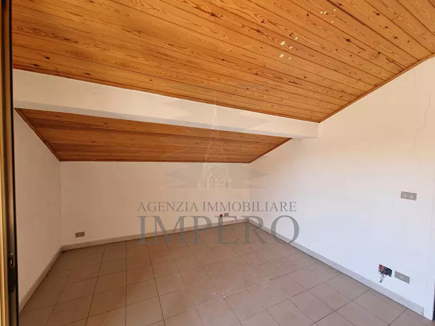 Immagine 27 di Quadrilocale in vendita  in Via Edmondo de Amicis 47 a Ventimiglia