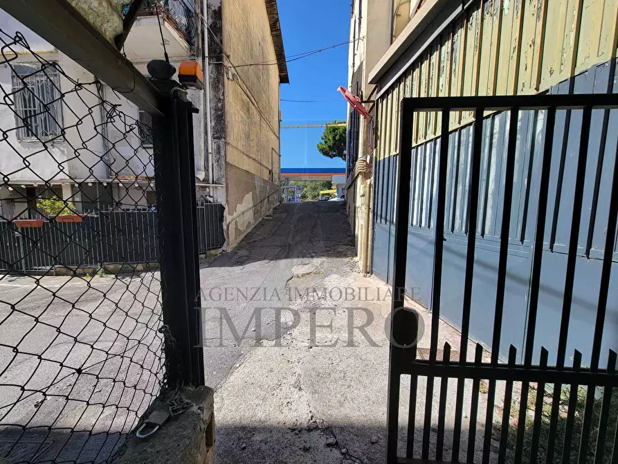 Immagine 23 di Magazzino in vendita  in Strada Statale 1 35 a Camporosso