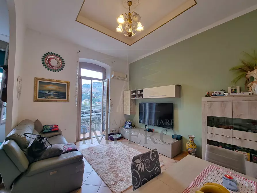 Immagine 5 di Trilocale in vendita  in Via Tenda 6 a Ventimiglia