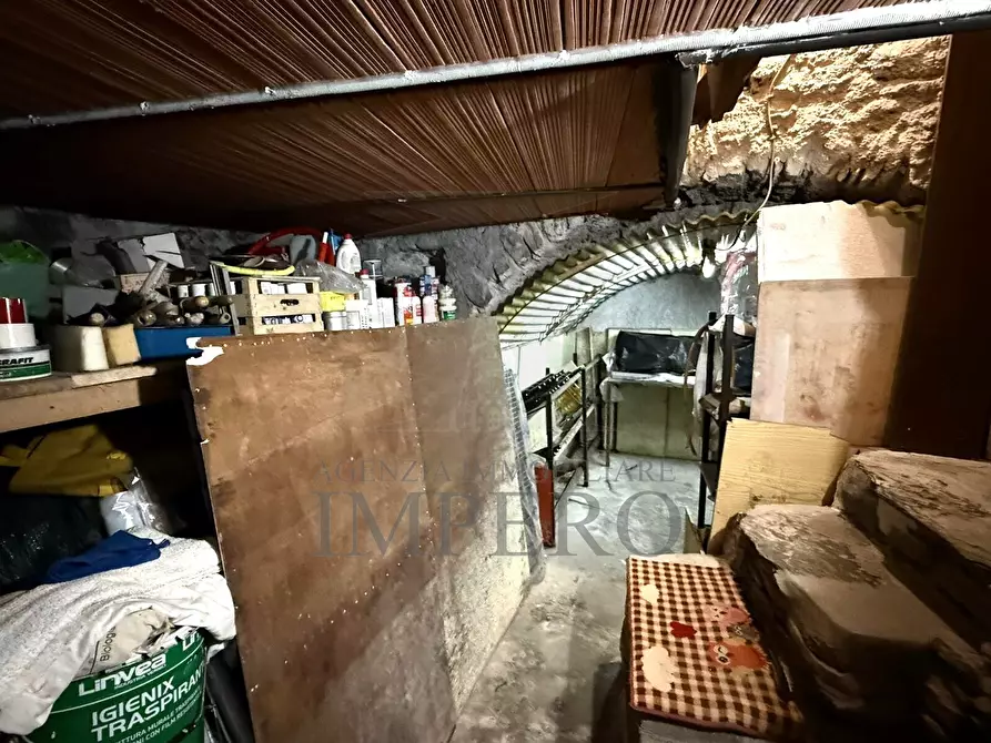 Immagine 31 di Porzione di casa in vendita  in Vicolo Carrugetto 16 a Pigna