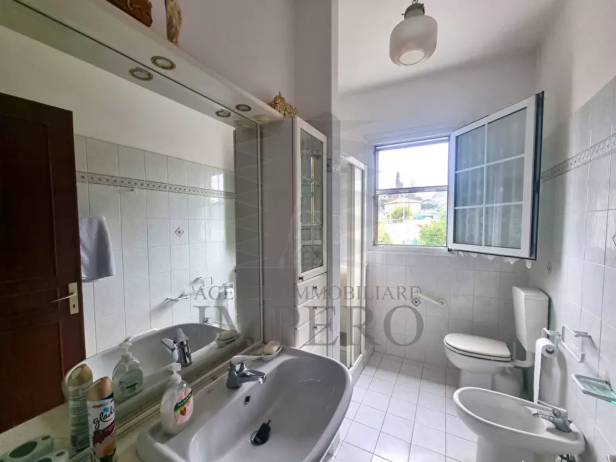 Immagine 24 di Quadrilocale in vendita  in Via Gallardi 133 a Ventimiglia
