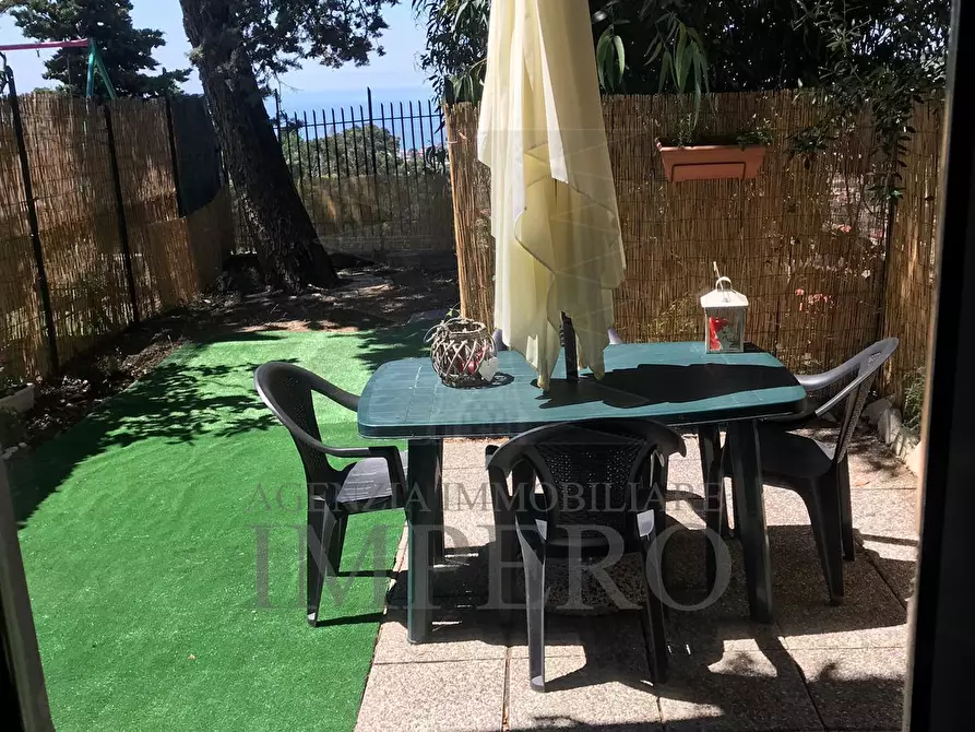 Immagine 1 di Trilocale in vendita  in Via Generale Vincenzo Rossi 79 a Bordighera