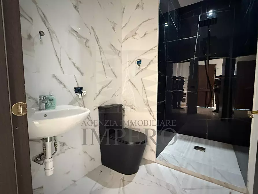 Immagine 17 di Bilocale in vendita  in Via Alpe Summa 5 a Ventimiglia