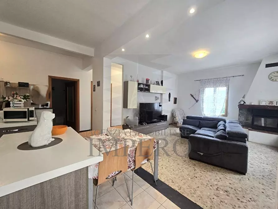 Immagine 2 di Casa bifamiliare in vendita  in Via Ciappin 2 a Ventimiglia