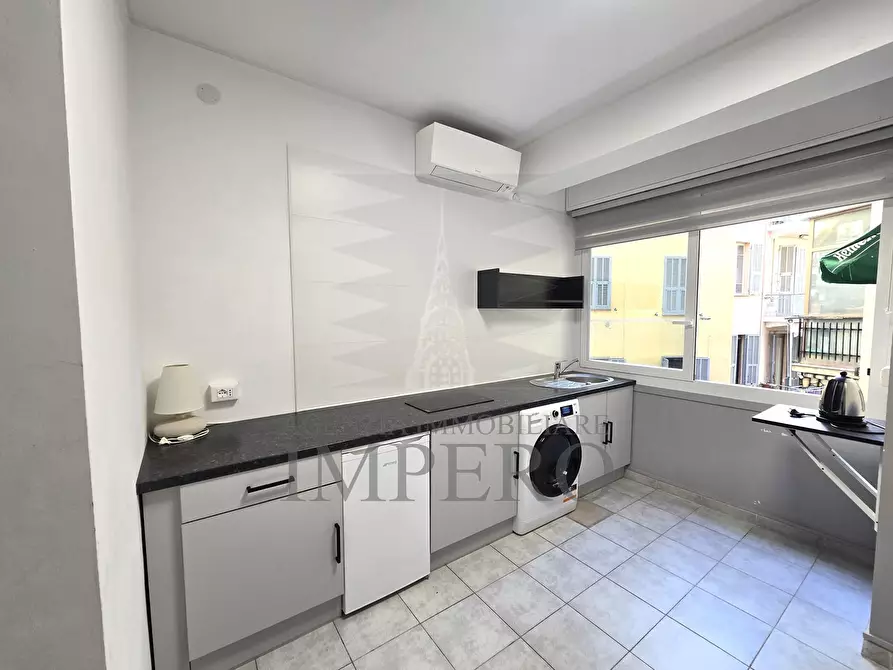 Immagine 11 di Monolocale in vendita  in Passeggiata G. Oberdan 19 a Ventimiglia
