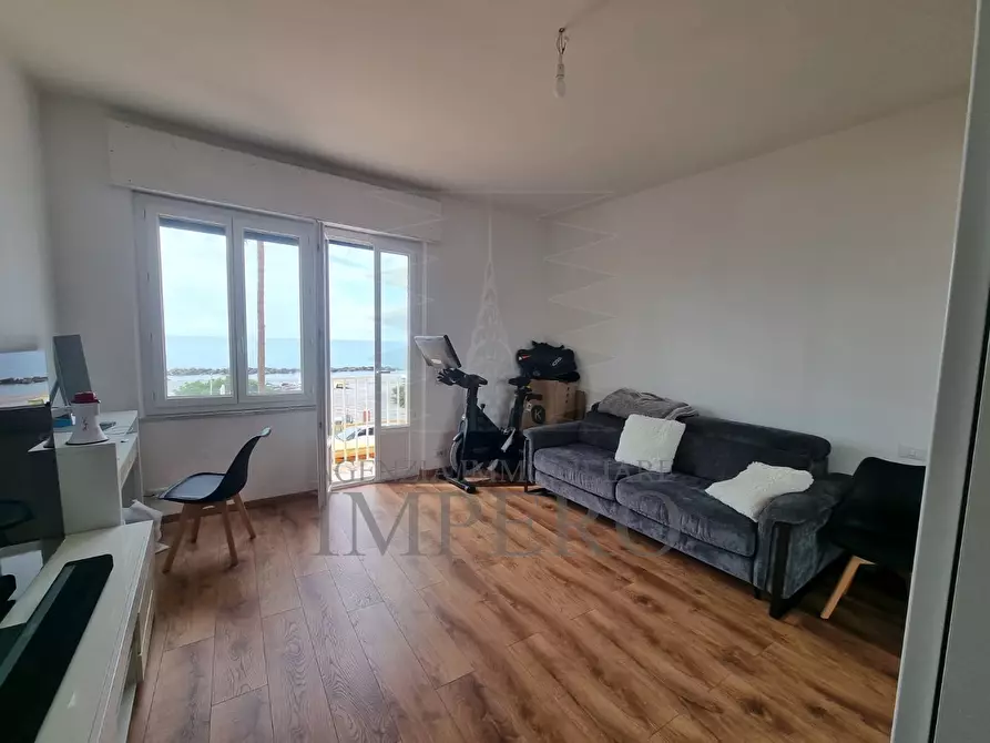 Immagine 7 di Trilocale in vendita  in Passeggiata Cavallotti 59 a Ventimiglia