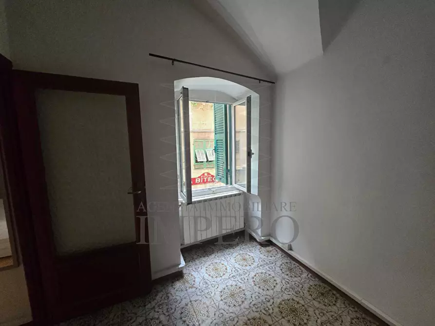 Immagine 5 di Trilocale in vendita  in Via Giuseppe Garibaldi 9 a Ventimiglia