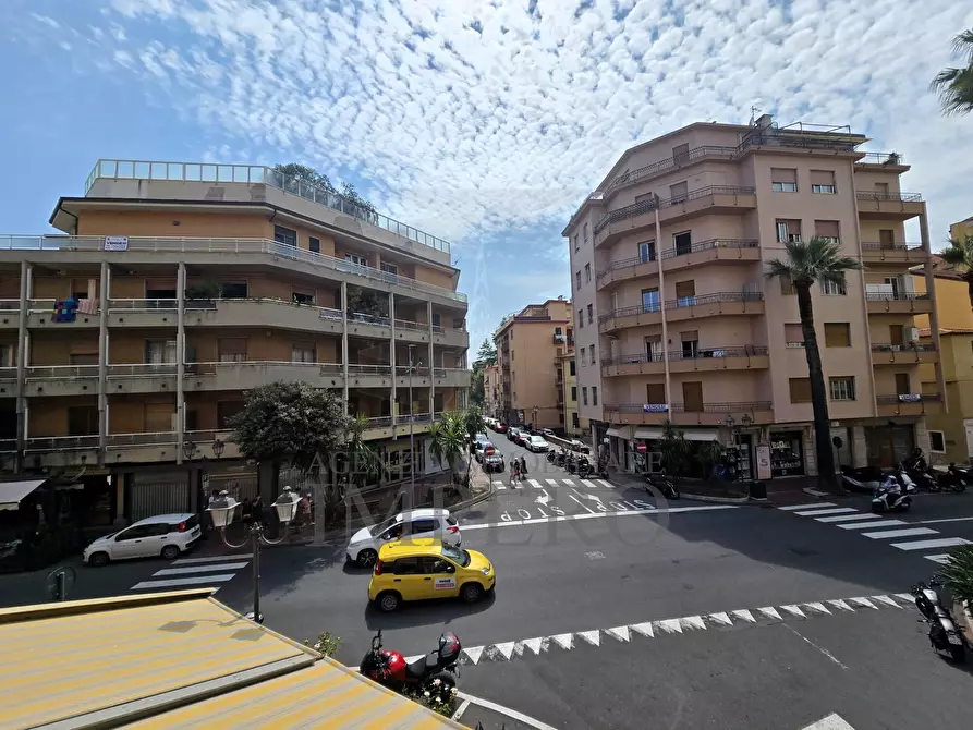 Immagine 9 di Pentalocale in vendita  in Via Roma 36/A a Ventimiglia