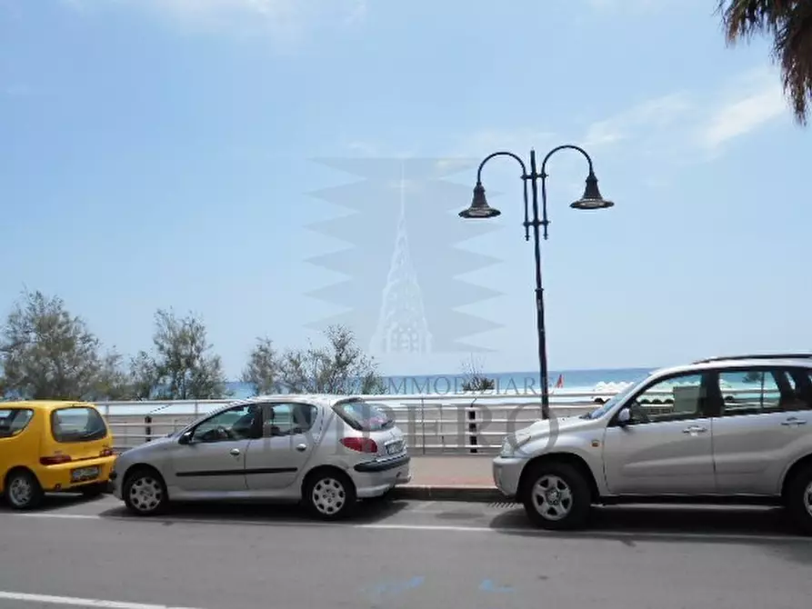 Immagine 26 di Porzione di casa in vendita  in Passeggiata Cavallotti 10 a Ventimiglia