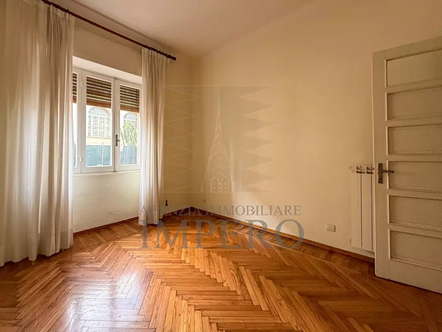 Immagine 2 di Quadrilocale in vendita  in Via 1º Maggio 60 a Bordighera