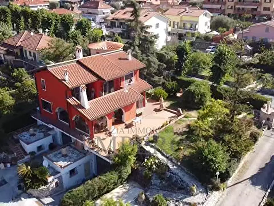 Immagine 12 di Villa in vendita  in via de amicis 1 a Ventimiglia