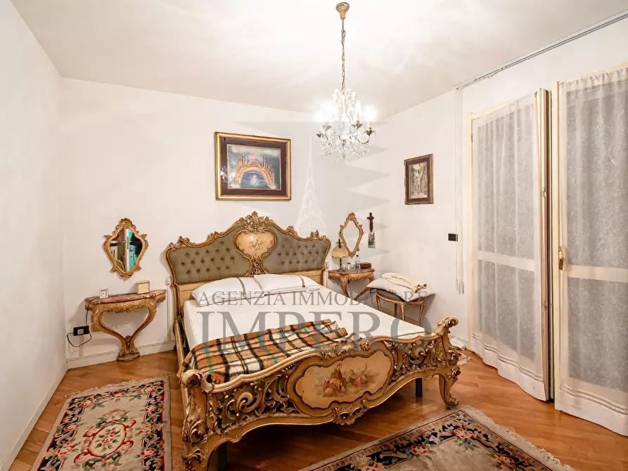 Immagine 5 di Pentalocale in vendita  in Via Romana 88 a Bordighera