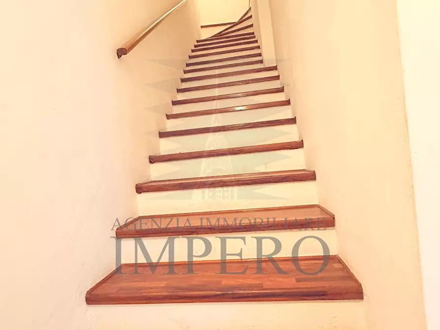 Immagine 11 di Pentalocale in vendita  in Piazza del Canto 6 a Ventimiglia