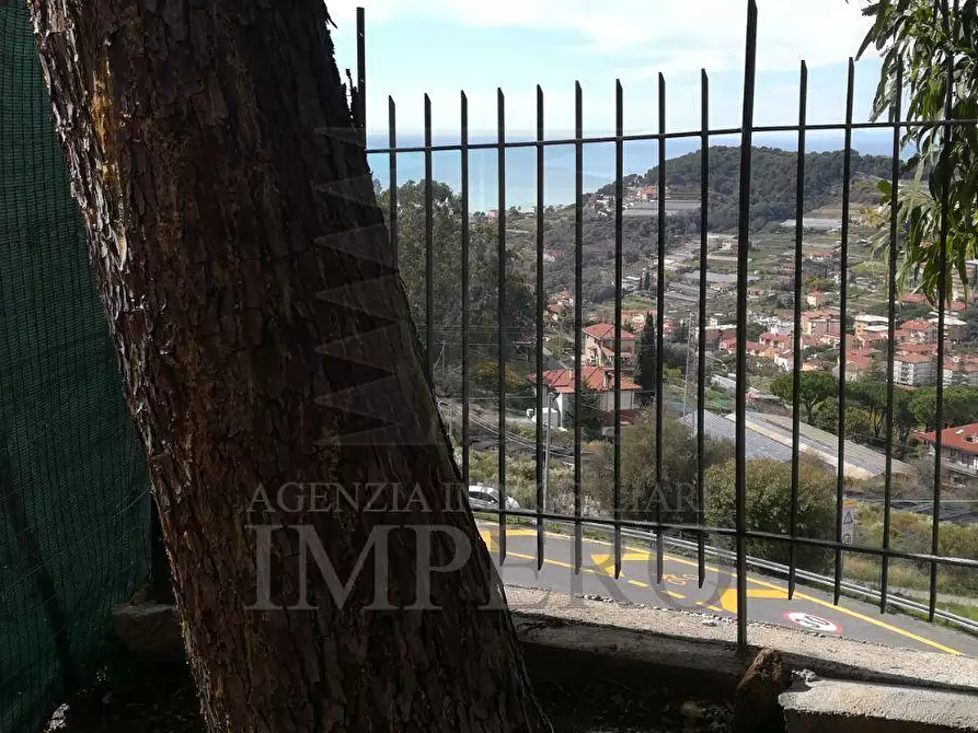 Immagine 7 di Trilocale in vendita  in Via Generale Vincenzo Rossi 79 a Bordighera