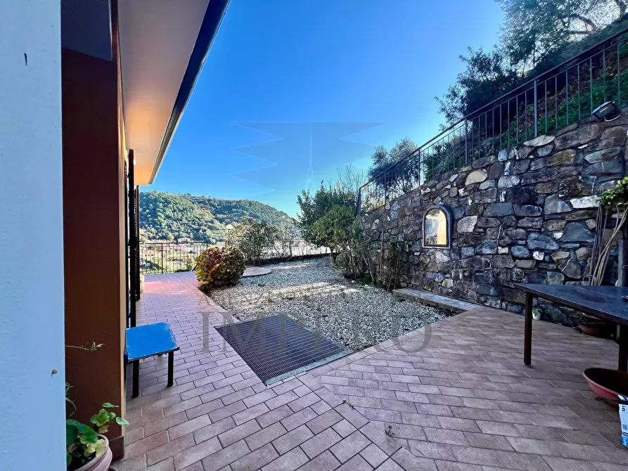 Immagine 38 di Villa in vendita  in Corso della Repubblica a Camporosso