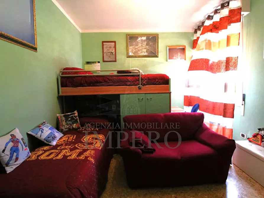 Immagine 18 di Trilocale in vendita  in Via Tenda 46 a Ventimiglia